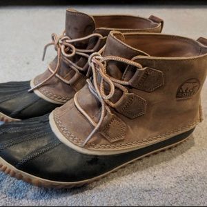 Sorel Out n About Booties - Tan - EUC